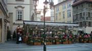 Прага осенью. Староместская площадь. Кафе и рестораны